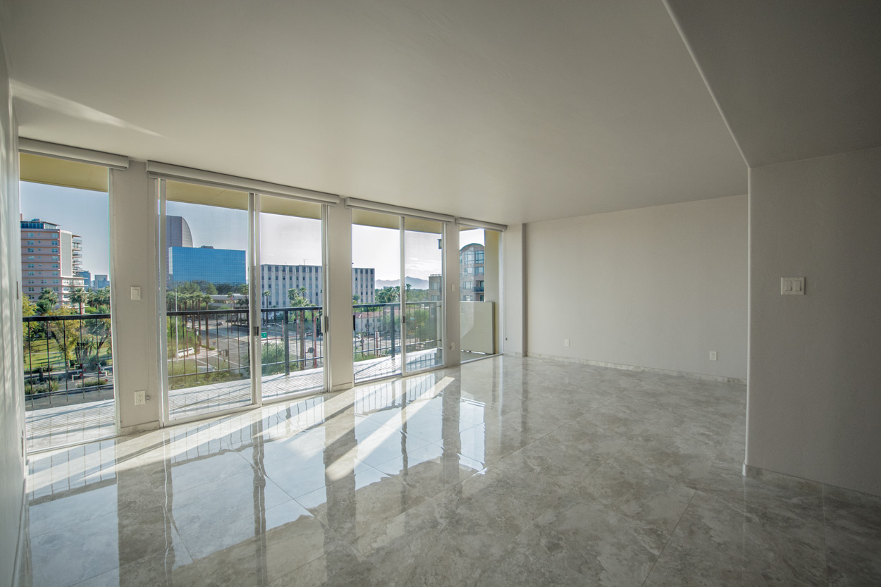 Arizona Paradise Living HighRise Condo For Sale at REGENCY HOUSE