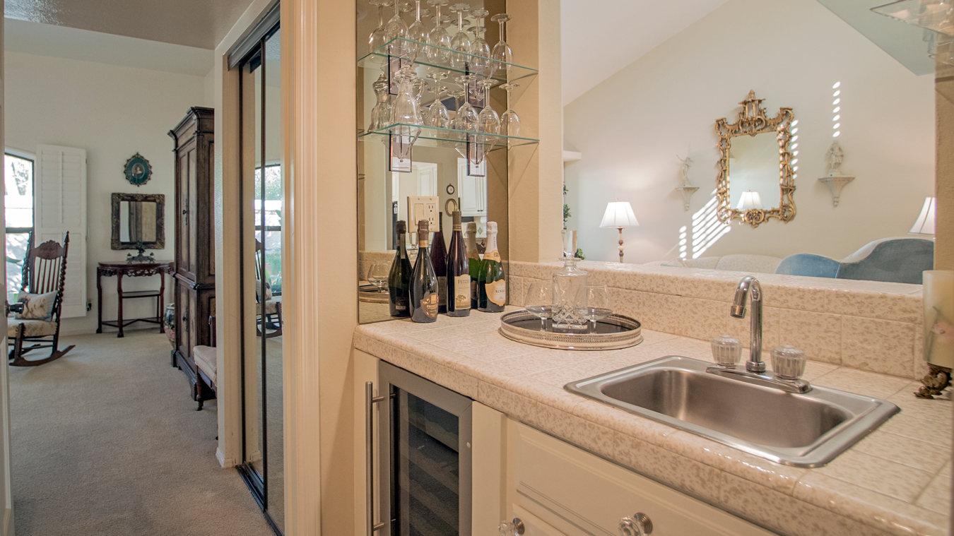 Arizona Paradise Living 5801 N 24th Place Phoenix, AZ 85016 Arizona